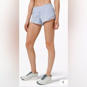 Lululemon Hotty Hot Low-Rise Lined Short 2.5" size 0